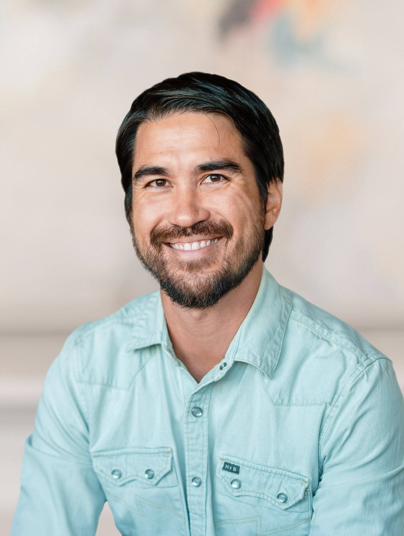 Chris Devidal headshot